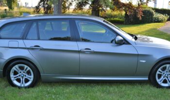 BMW 318i Touring Business | Bi-Xenon | Navi | Climate  | Cruise | PDC | Trekhaak | 16” LM. full
