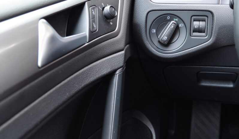 VW Golf 7 1.2 TSI Blue Motion | Climate | Parkeersensor | Stoelverwarming | 17” LM. full
