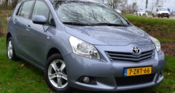 Toyota Verso 1.8 VVT-i Aspiration | 7 Persoons | Climate | Cruise | Trekhaak | 16” LM.