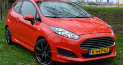 Ford Fiesta 1.0 Titanium | ST pack | Race Red | Airco | 17” LM.